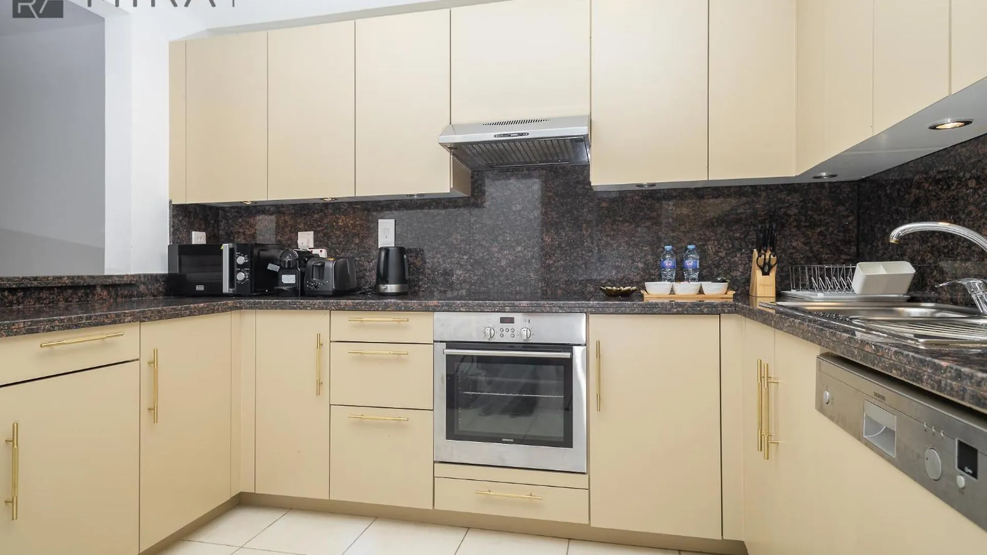 Mira Holiday Homes - Spacious 1 Bedroom In Fairmont Dubai 0*,