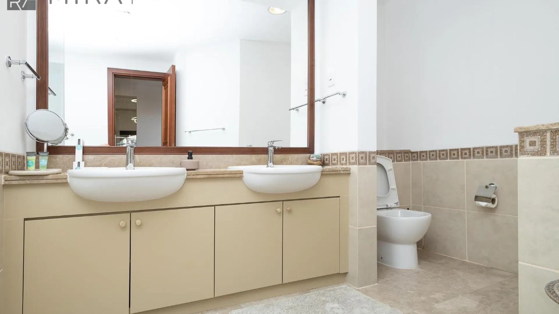 Mira Holiday Homes - Spacious 1 Bedroom In Fairmont Dubai Apartment